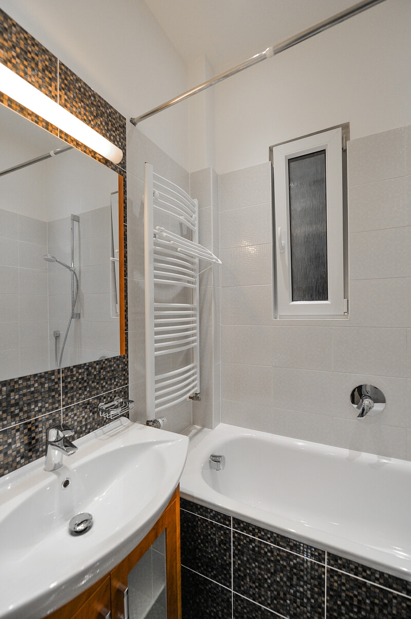 Jugoslávských partyzánů, Bubeneč - Prague 6 | Rent, Apartment One-bedroom (2+kk), 63 m²