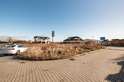 K Menhiru, Horoměřice - Praha-západ | Prodej, Pozemek, 661 m²