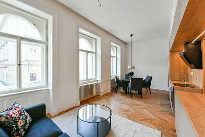 Konviktská, Staré Město - Praha 1 | Pronájem, Byt 1+kk, 50 m²