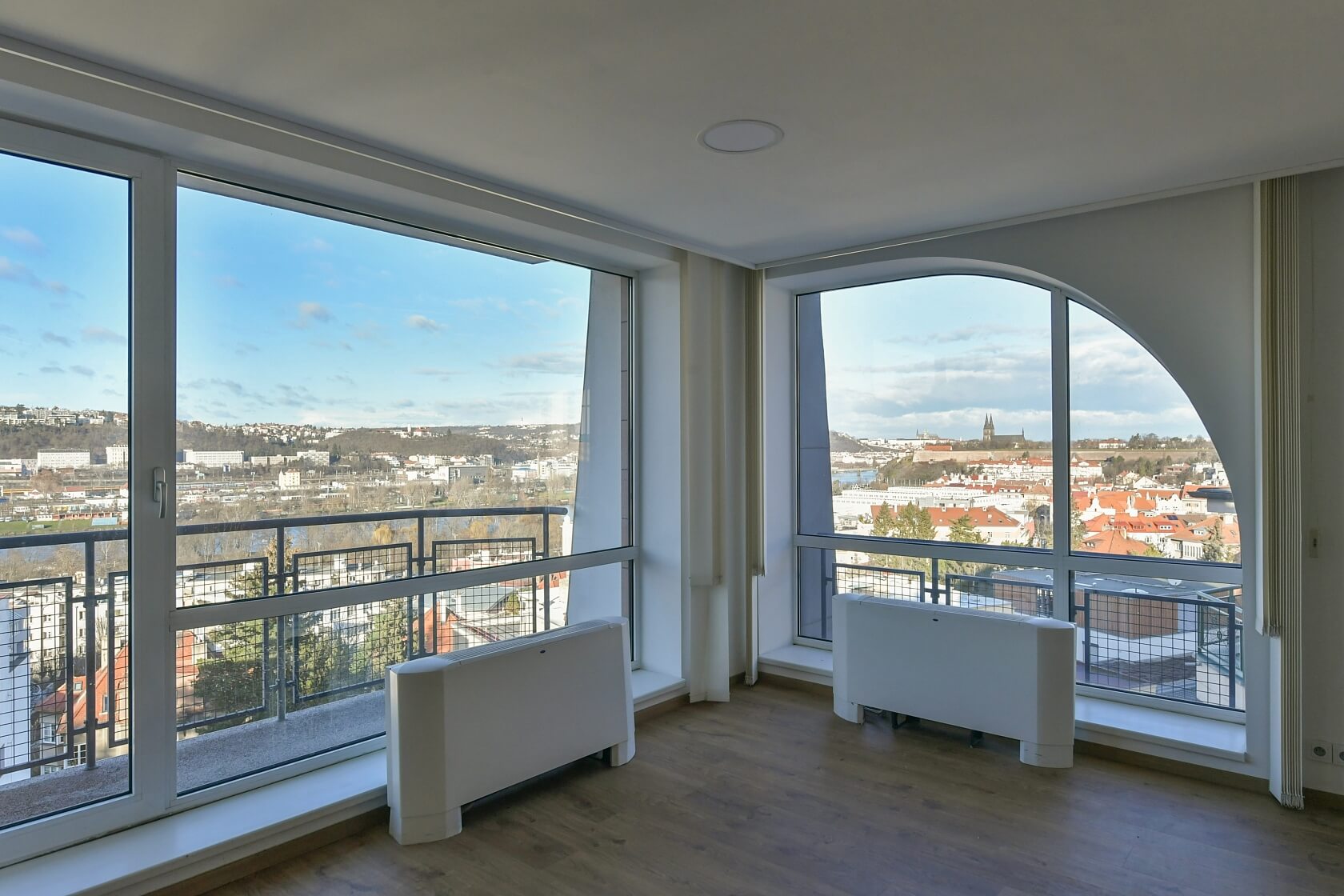 Pod Klaudiánkou, Podolí - Praha 4 | Pronájem, Byt 4+1, 181 m²