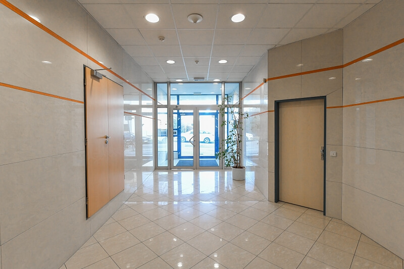 Pod Klaudiánkou, Podolí - Prague 4 | Rent, Apartment Three-bedroom (4+1), 181 m²