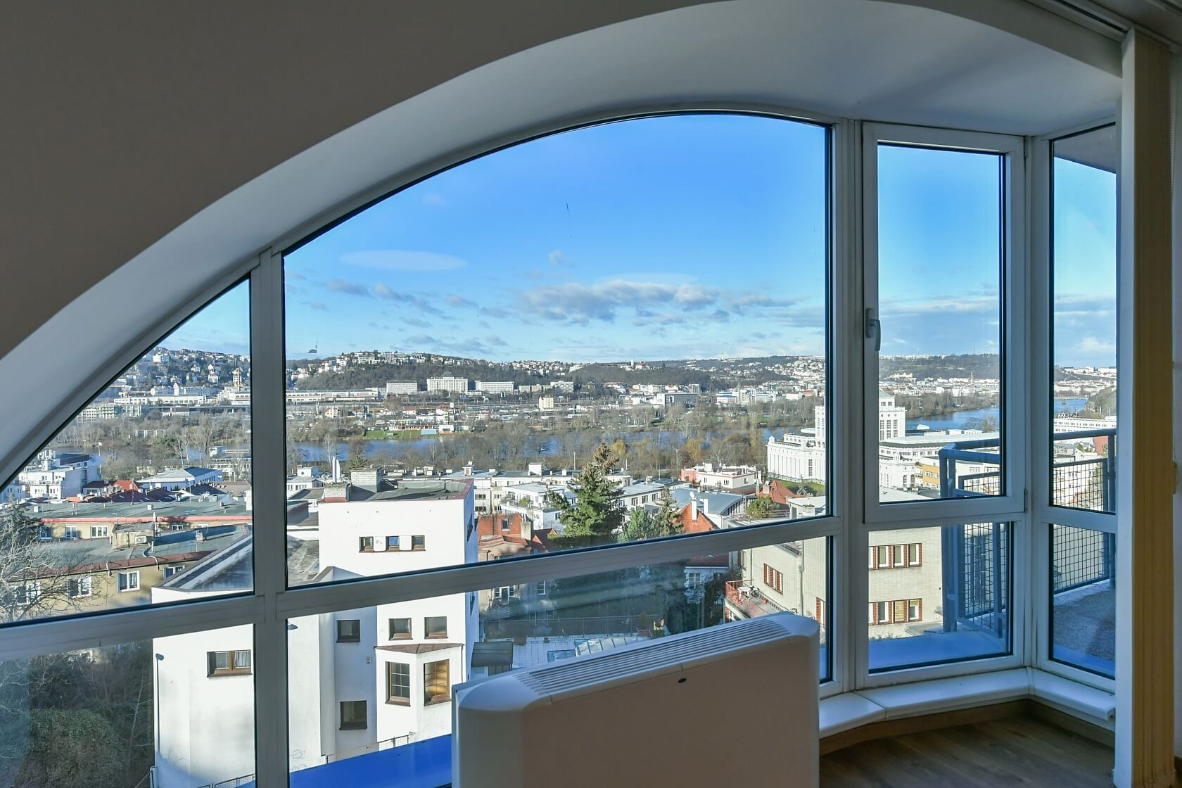 Pod Klaudiánkou, Podolí - Praha 4 | Pronájem, Byt 4+1, 181 m²