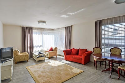 Donská, Vršovice - Prague 10 | Rent, Apartment One-bedroom (2+kk), 81 m²