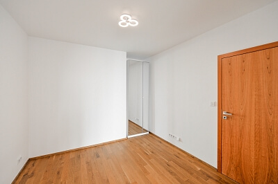 U Studánky, Bubeneč - Prague 7 | Rent, Apartment One-bedroom (2+kk), 81 m²