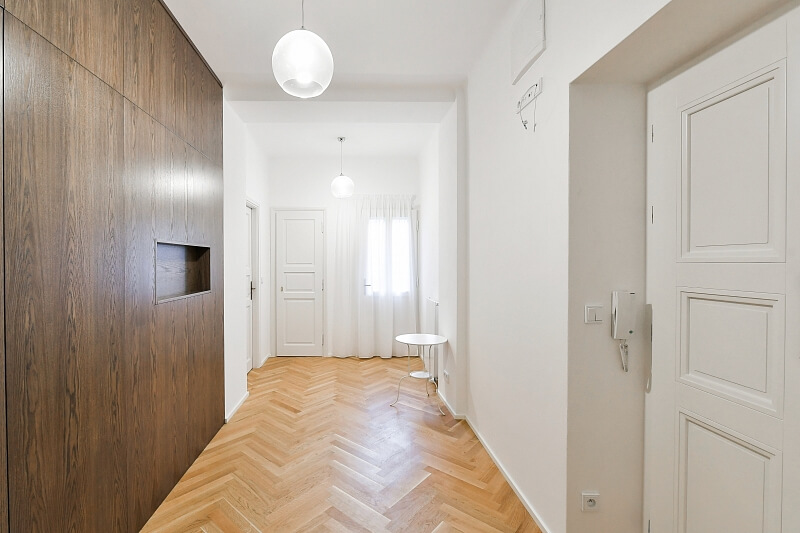 Eliášova, Bubeneč - Prague 6 | Rent, Apartment One-bedroom (2+kk), 59 m²