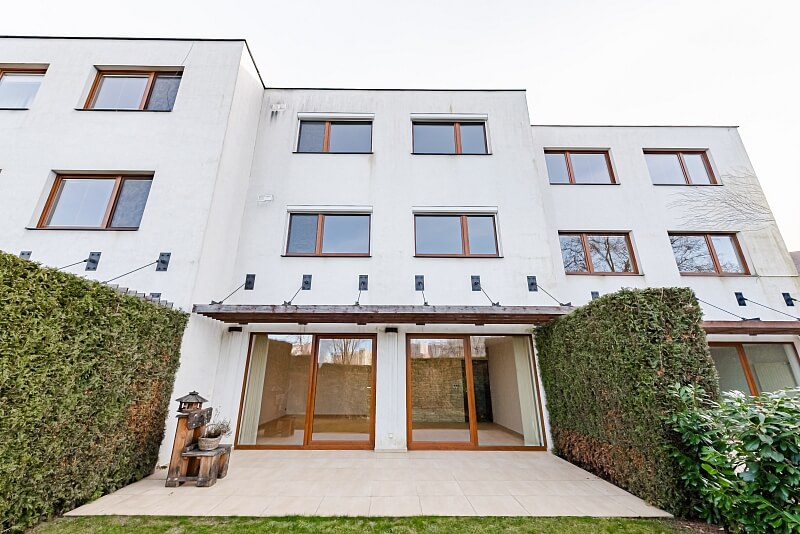 Hlušičkova, Motol - Praha 5 | Pronájem, Rodinný dům 6+kk, 310 m²