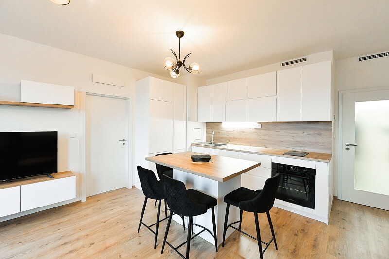 Komořanská, Modřany - Praha 4 | Pronájem, Byt 2+kk, 56 m²