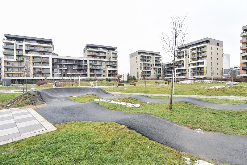 Komořanská, Modřany - Praha 4 | Pronájem, Byt 2+kk, 54 m²