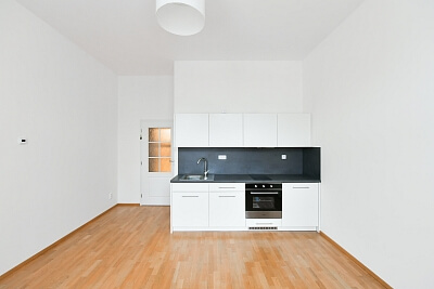 Příčná, Nové Město - Prague 1 | Rent, Apartment Studio (1+kk), 25 m²