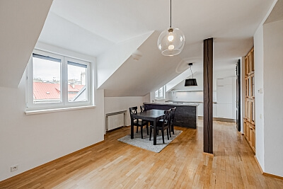 Sportovní, Vršovice - Prague 10 | Rent, Apartment Two-bedroom (3+kk), 90 m²