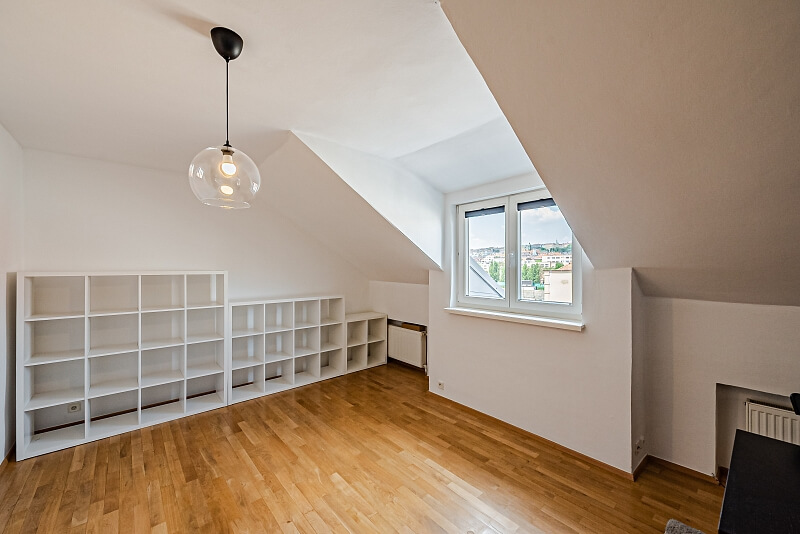 Sportovní, Vršovice - Praha 10 | Pronájem, Byt 3+kk, 90 m²