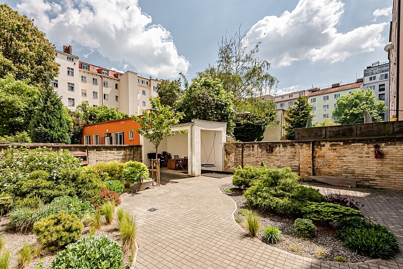 Sportovní, Vršovice - Prague 10 | Rent, Apartment Two-bedroom (3+kk), 90 m²