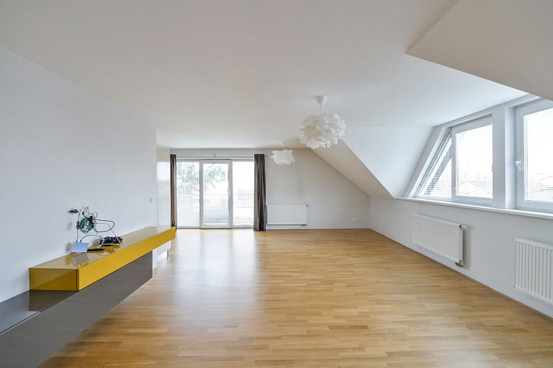 Pod Areálem, Šterboholy - Prague 10 | Rent, Apartment Three-bedroom (4+kk), 140 m²