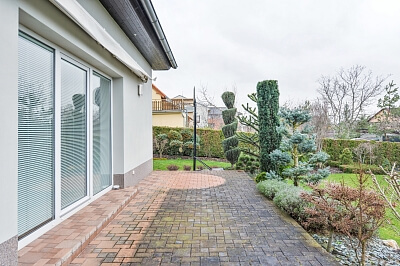 Pod Areálem, Štěrboholy - Praha 10 | Pronájem, Byt 4+kk, 140 m²