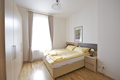 Na Kozačce, Vinohrady - Prague 2 | Rent, Apartment One-bedroom (2+kk), 60 m²