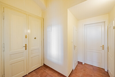 Nad Štolou, Holešovice - Prague 7 | Rent, Apartment Two-bedroom (3+kk), 70 m²