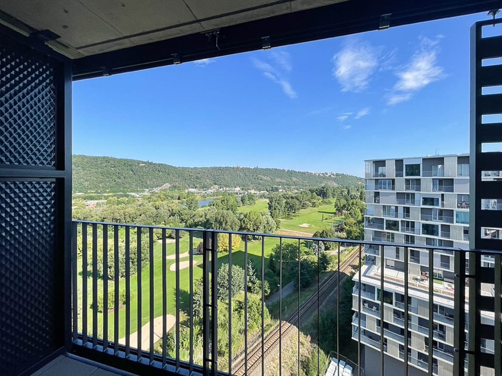 Mezi Vodami, Modřany - Praha 4 | Pronájem, Byt 2+kk, 65 m²