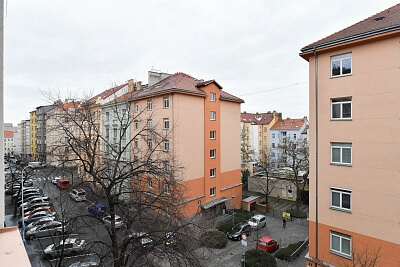 Čajkovského, Žižkov - Prague 3 | Rent, Apartment One-bedroom (2+kk), 58 m²