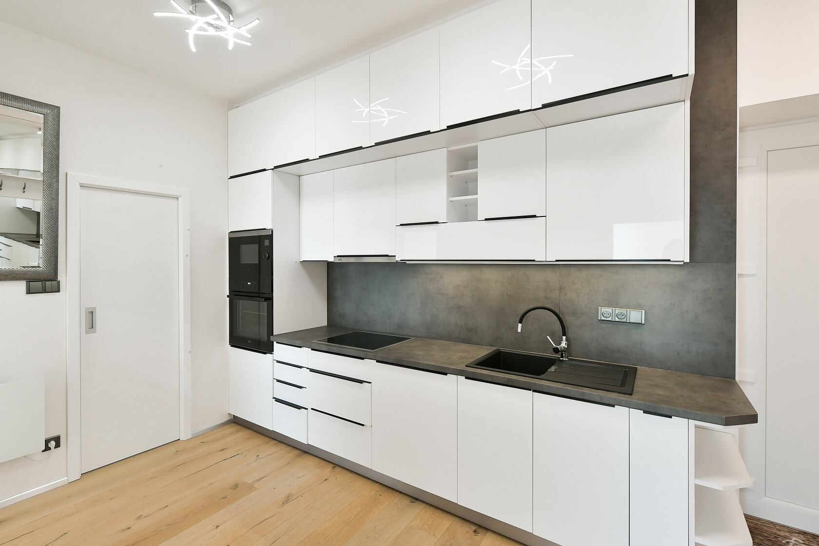 Jungmannovo náměstí, Nové Město - Praha 1 | Pronájem, Byt 2+1, 57 m²