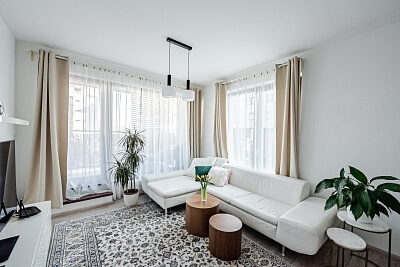 Učňovská, Hrdlořezy - Prague 9 | Rent, Apartment One-bedroom (2+kk), 53 m²