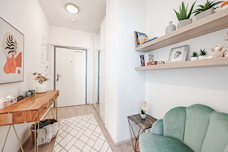 Učňovská, Hrdlořezy - Prague 9 | Rent, Apartment One-bedroom (2+kk), 53 m²