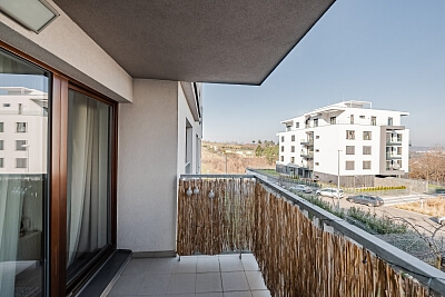 Učňovská, Hrdlořezy - Prague 9 | Rent, Apartment One-bedroom (2+kk), 53 m²