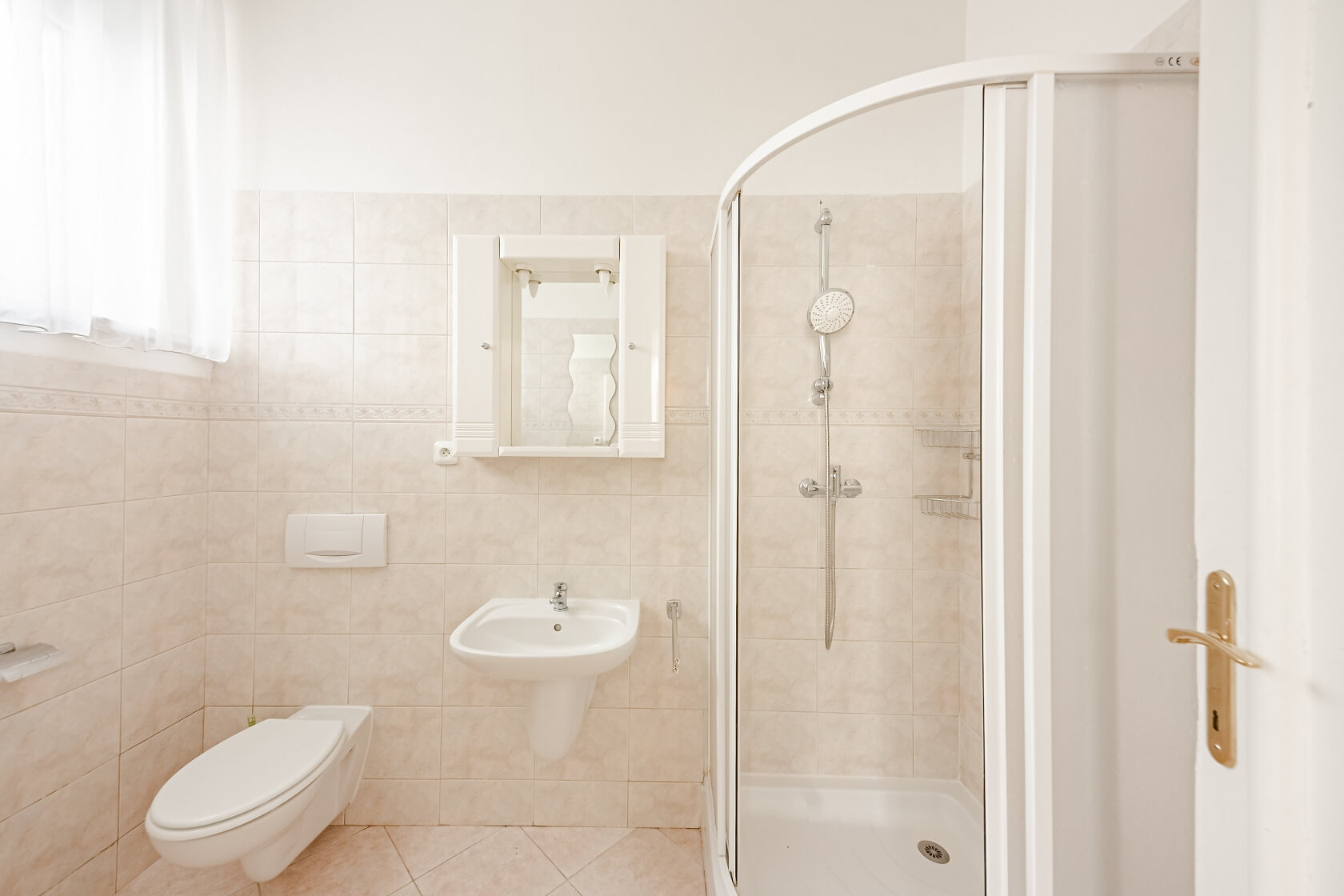 Pomezní, Libeň - Prague 8 | Rent, Apartment Three-bedroom (4+1), 151 m²