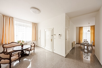 Pomezní, Libeň - Praha 8 | Pronájem, Byt 4+1, 151 m²