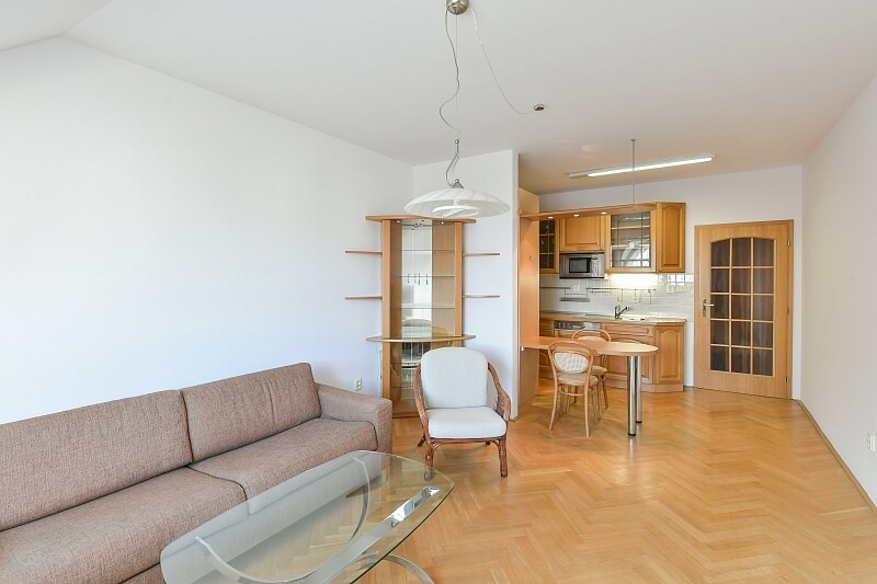 Slavníkova, Břevnov - Praha 6 | Pronájem, Byt 2+kk, 55 m²