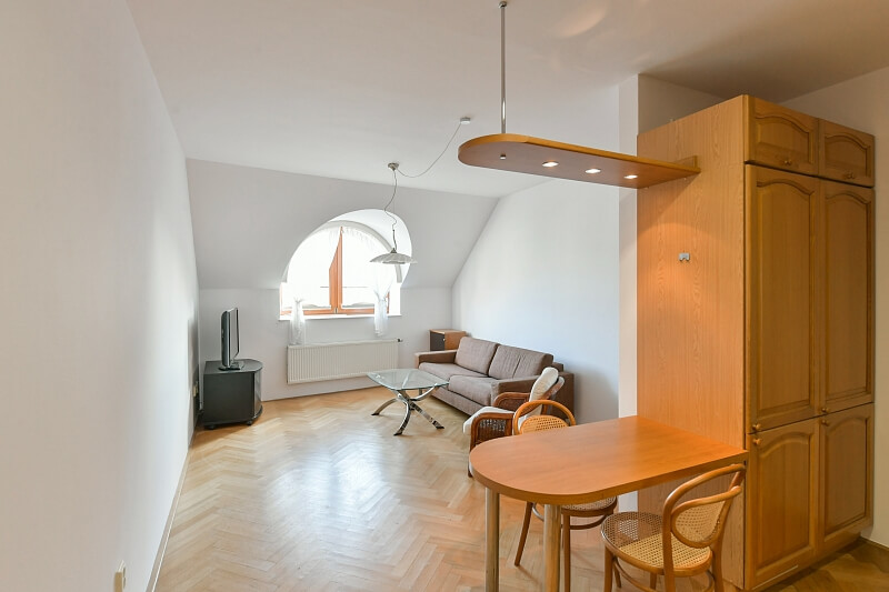 Slavníkova, Břevnov - Praha 6 | Pronájem, Byt 2+kk, 55 m²