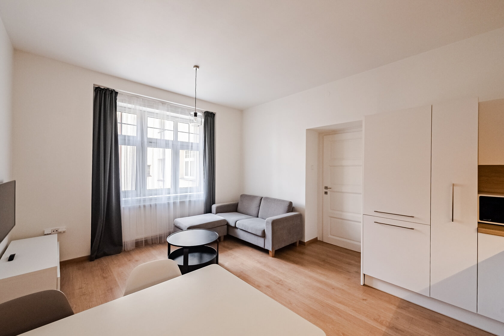 U Garáží, Holešovice - Praha 7 | Pronájem, Byt 2+kk, 58 m²