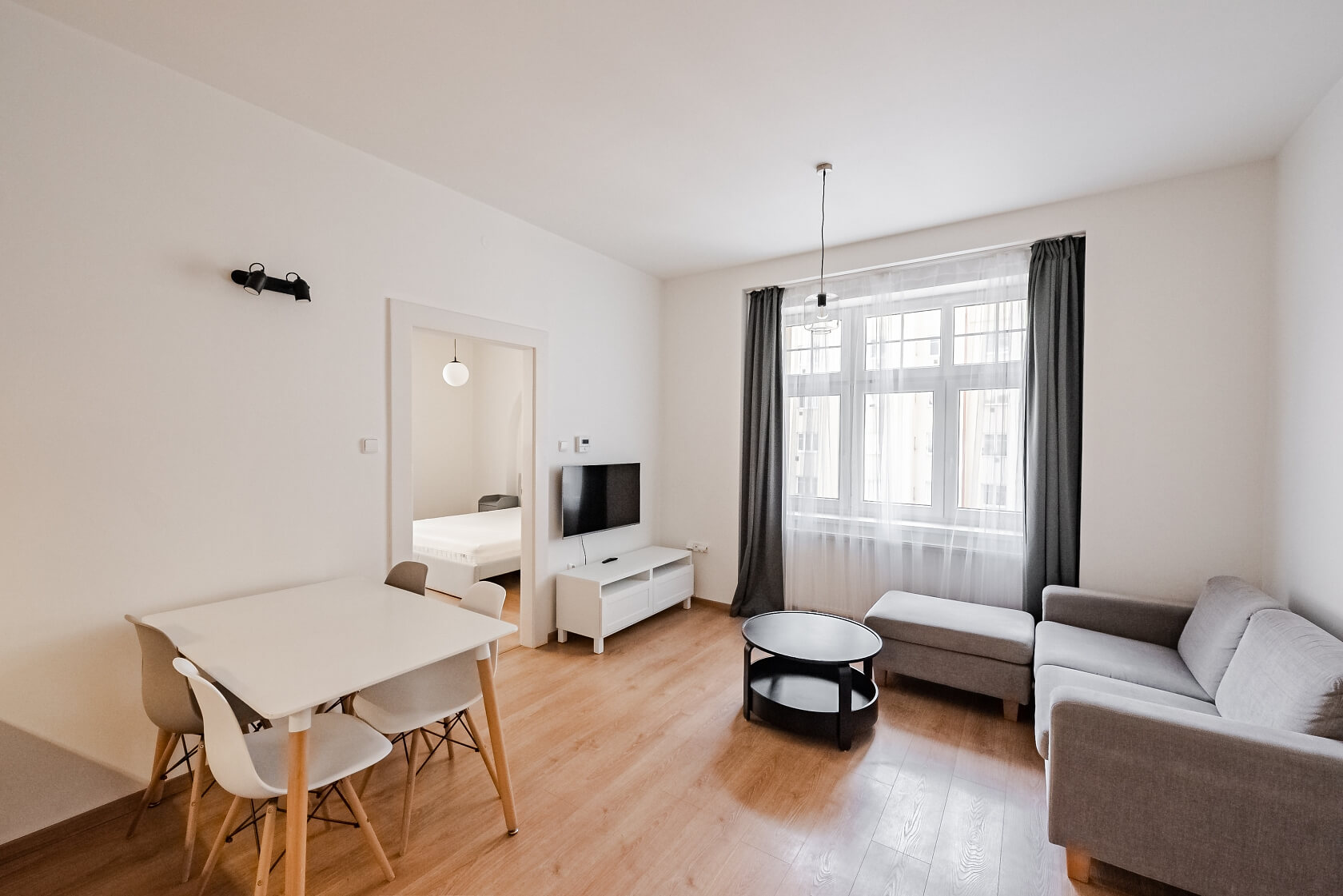 U Garáží, Holešovice - Praha 7 | Pronájem, Byt 2+kk, 58 m²