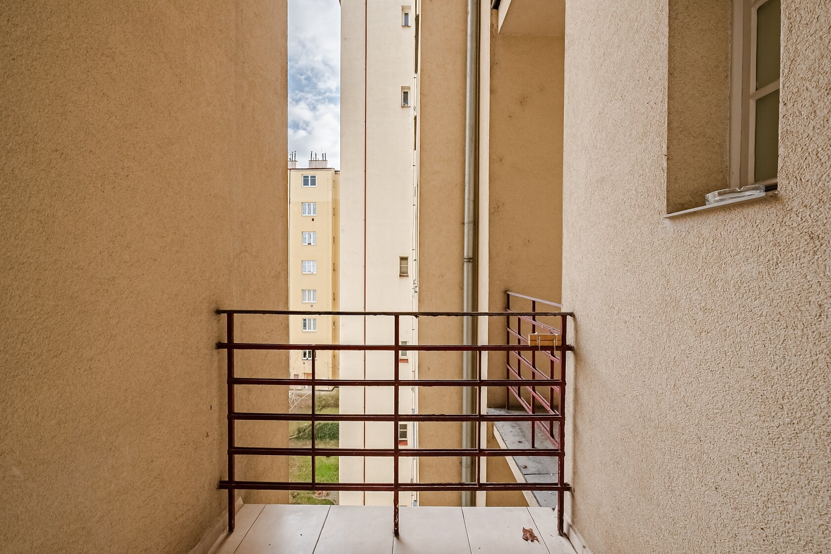 U Garáží, Holešovice - Praha 7 | Pronájem, Byt 2+kk, 58 m²