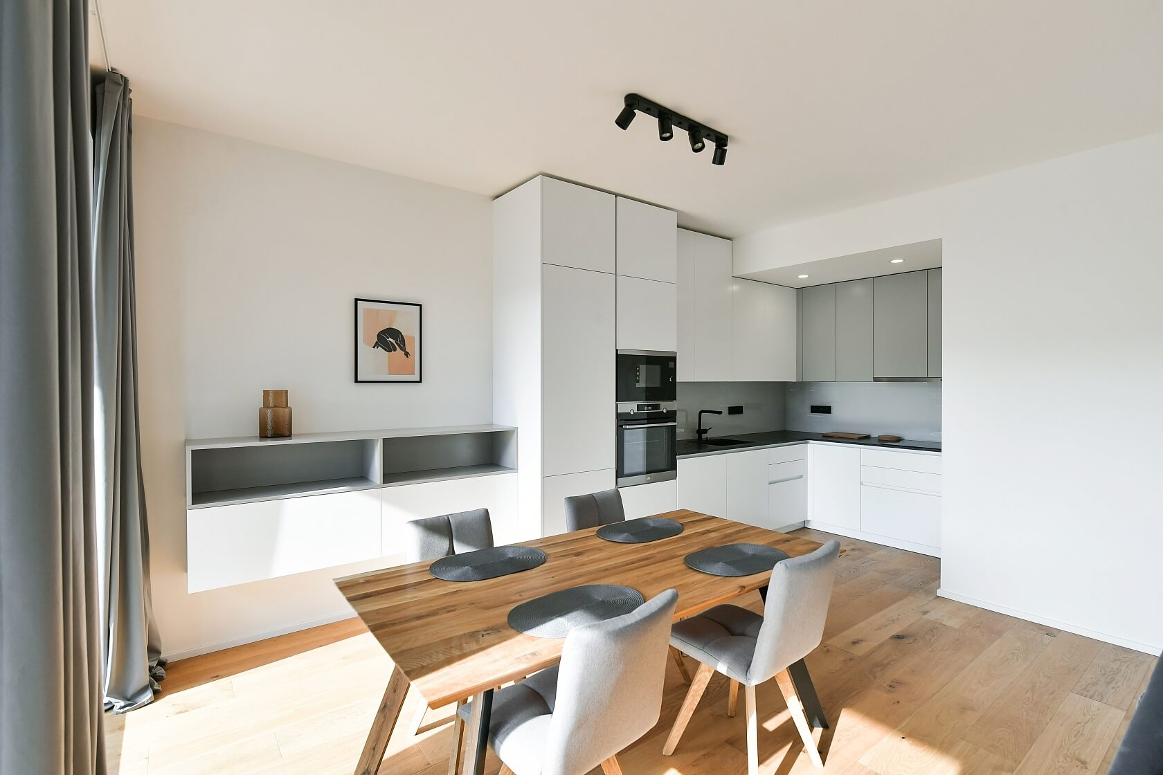 Grafická, Smíchov - Prague 5 | Rent, Apartment Two-bedroom (3+kk), 97 m²