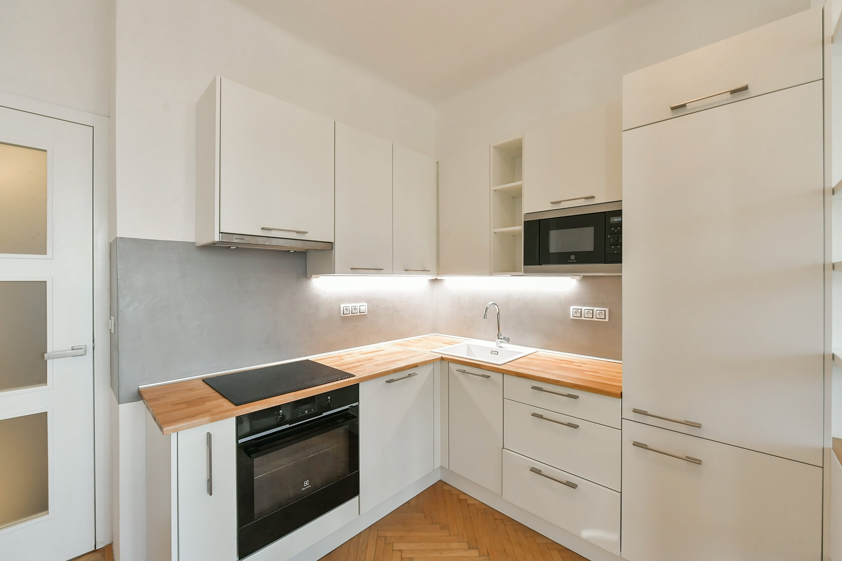 Hradešínská, Vinohrady - Praha 10 | Pronájem, Byt 2+kk, 55 m²