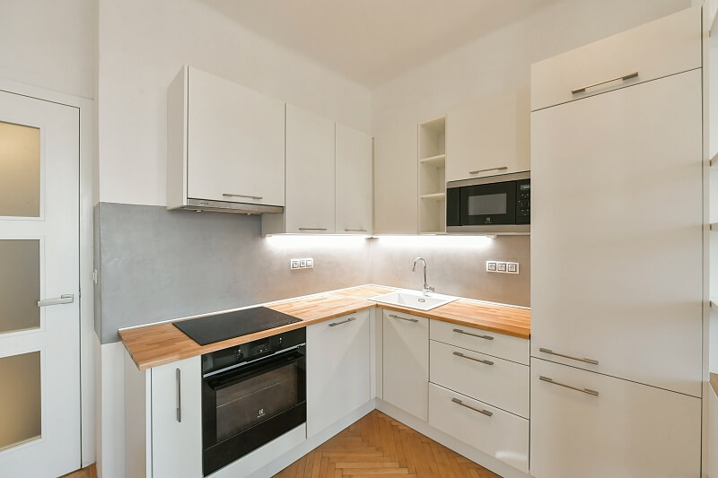 Hradešínská, Vinohrady - Praha 10 | Pronájem, Byt 2+kk, 55 m²