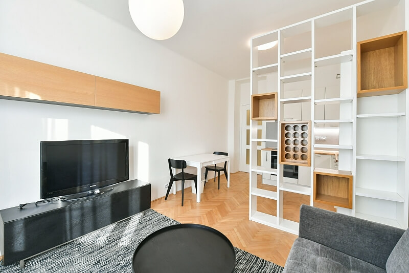 Hradešínská, Vinohrady - Prague 10 | Rent, Apartment One-bedroom (2+kk), 55 m²