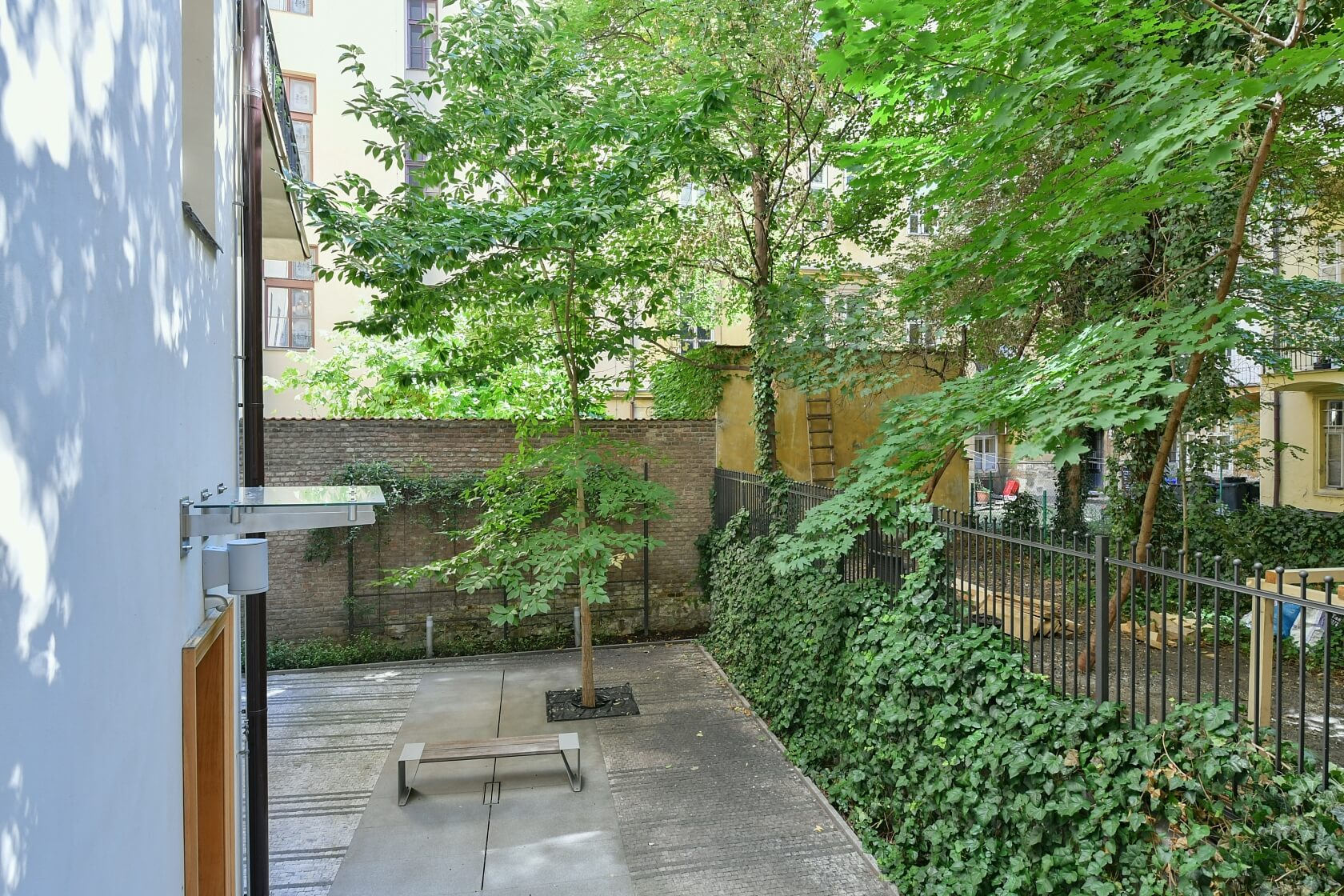 Všehrdova, Malá Strana - Prague 1 | Sale, Apartment Studio (1+kk), 32 m²