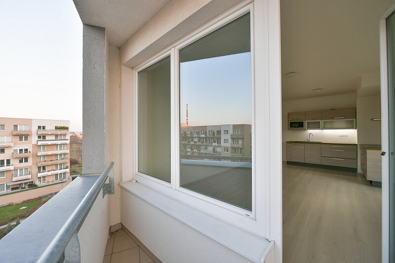 Modenská, Horní Měcholupy - Prague 10 | Sale, Apartment One-bedroom (2+kk), 75 m²