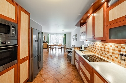 Starobabická, Babice - Praha-východ | Sale, House Three-bedroom (4+kk), 186 m²