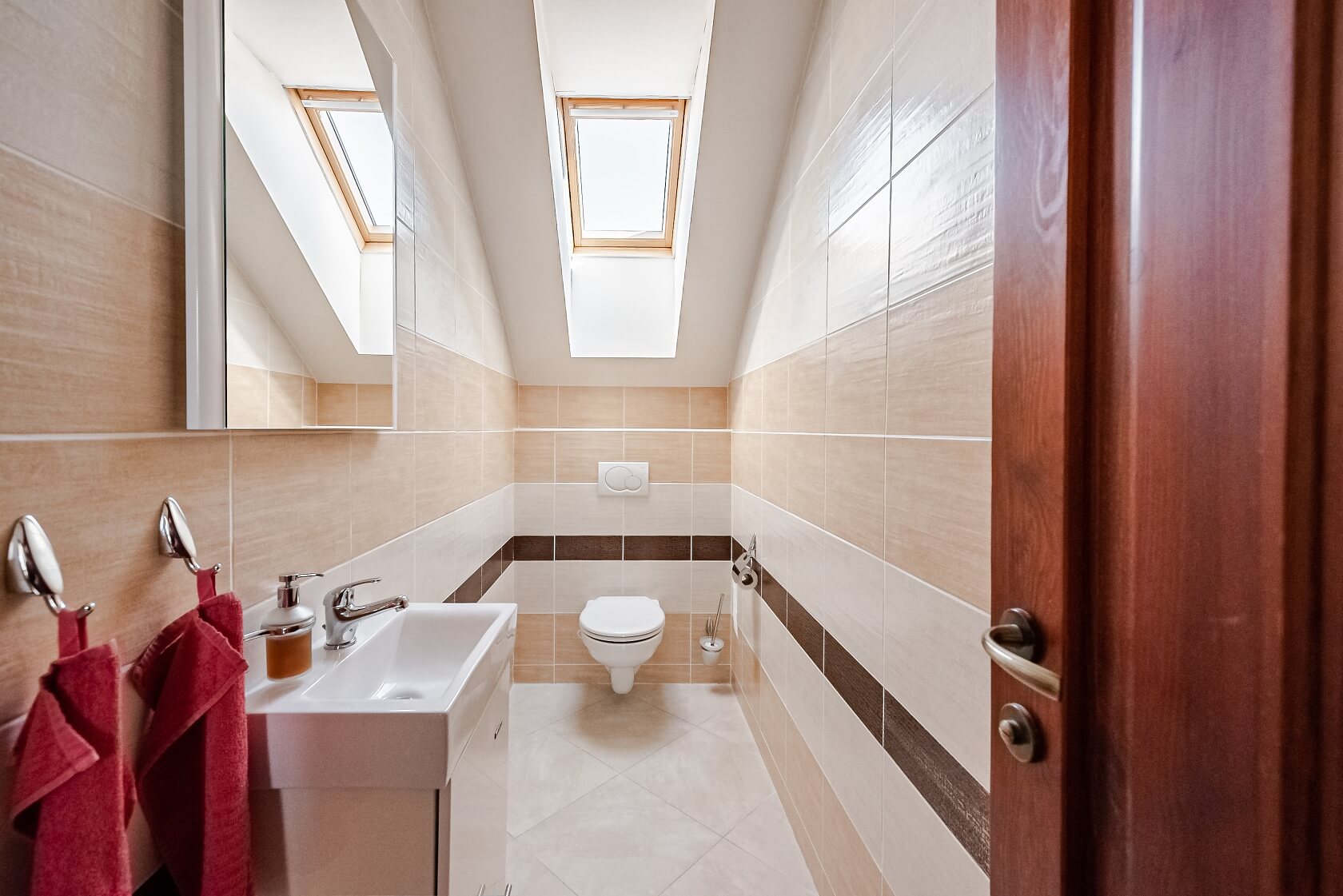 Starobabická, Babice - Praha-východ | Sale, House Three-bedroom (4+kk), 186 m²