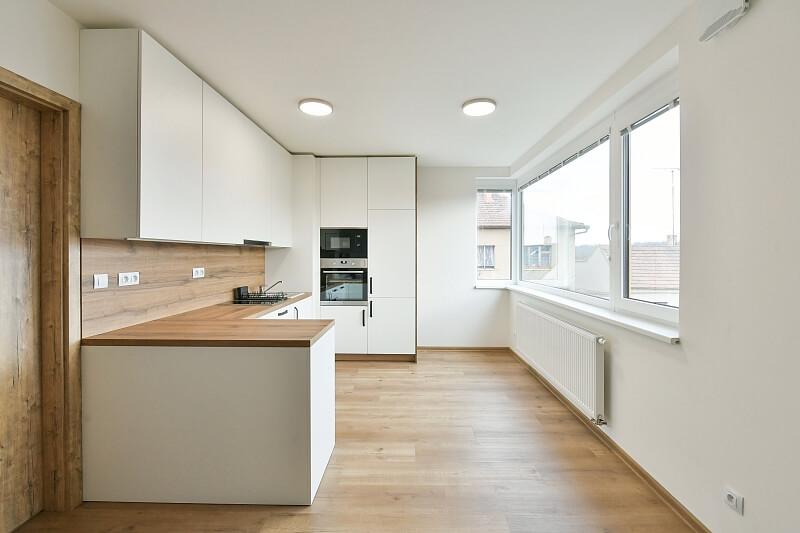 Třešňová, Hloubětín - Praha 9 | Pronájem, Byt 2+kk, 44 m²