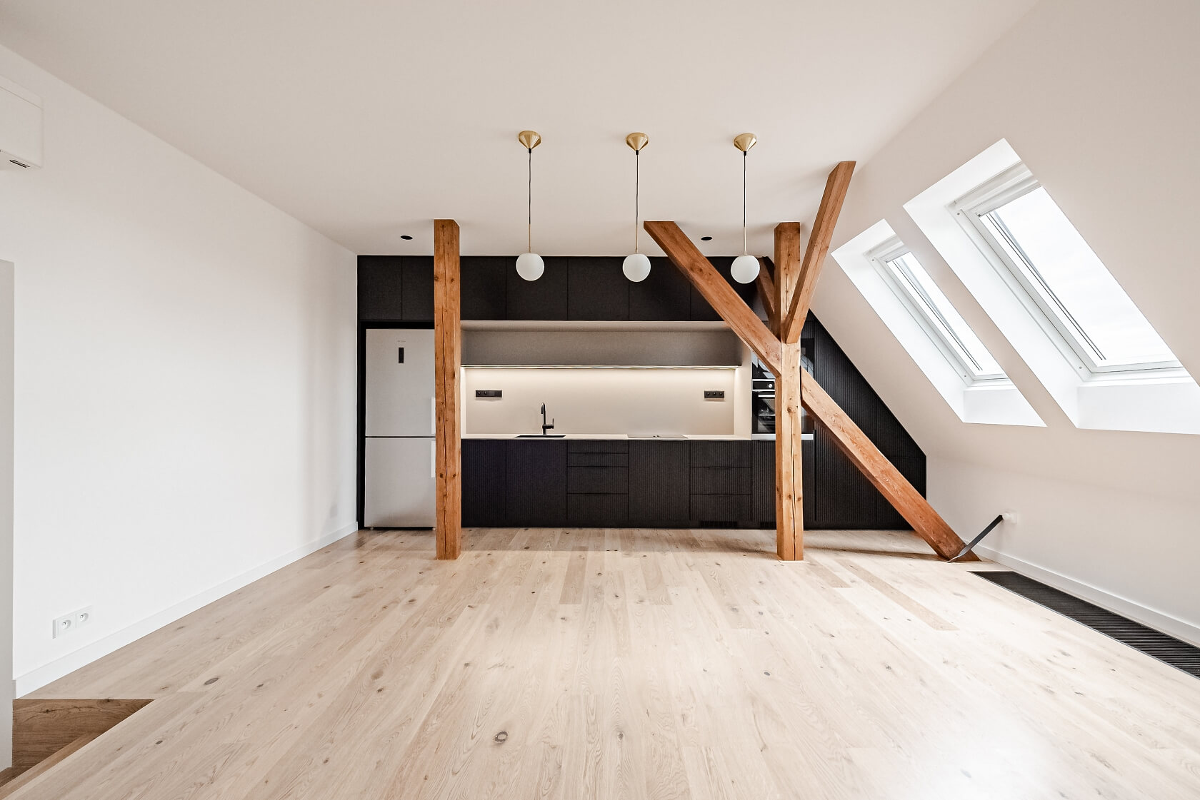 Janáčkovo nábřeží, Smíchov - Praha 5 | Pronájem, Byt 2+kk, 101 m²