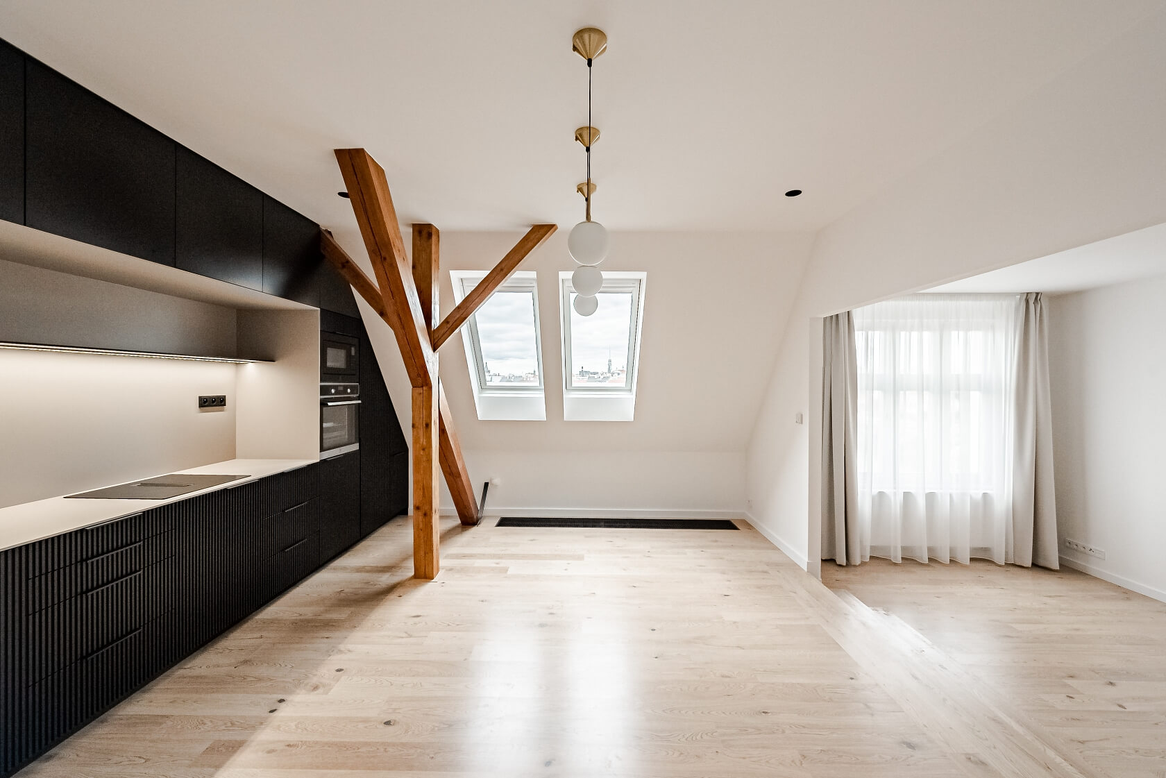 Janáčkovo nábřeží, Smíchov - Praha 5 | Pronájem, Byt 2+kk, 101 m²