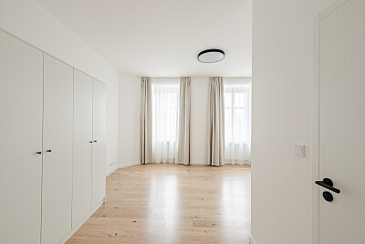 Janáčkovo nábřeží, Smíchov - Prague 5 | Rent, Apartment One-bedroom (2+kk), 101 m²