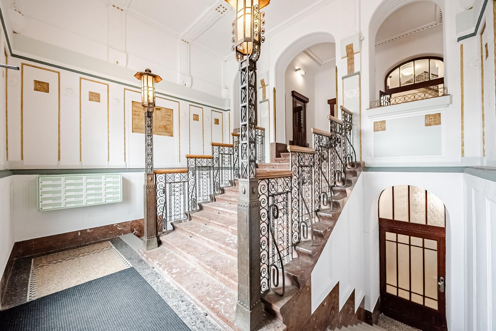 Janáčkovo nábřeží, Smíchov - Prague 5 | Rent, Apartment One-bedroom (2+kk), 101 m²