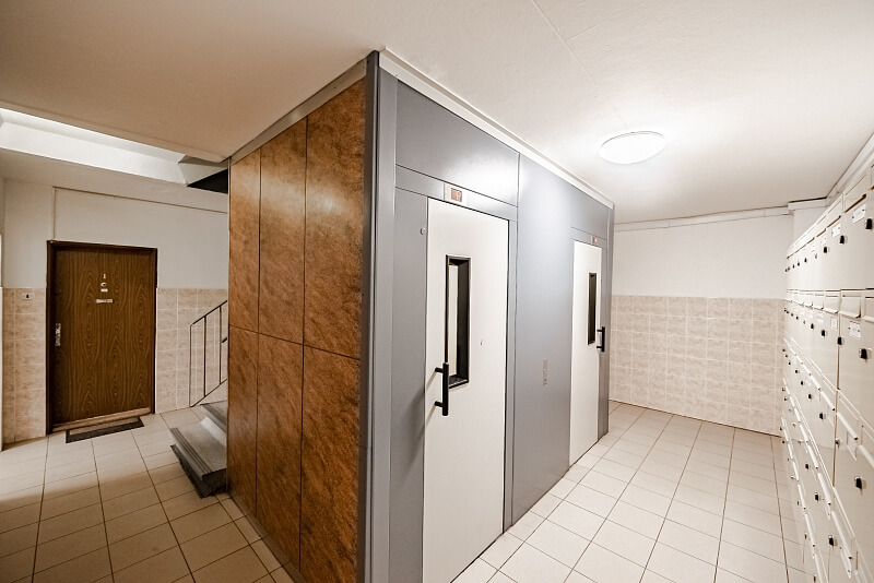 U Sluncové, Karlín - Prague 8 | Sale, Apartment Two-bedroom (3+kk), 74 m²