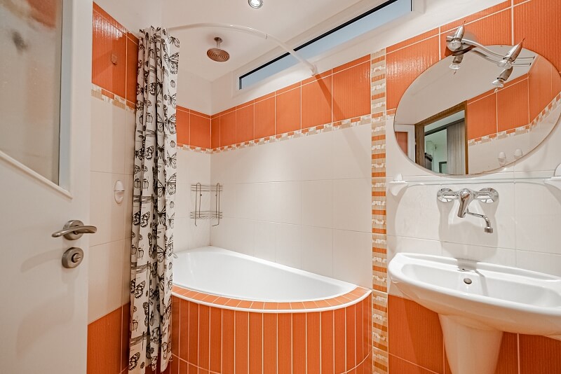 U Sluncové, Karlín - Prague 8 | Sale, Apartment Two-bedroom (3+kk), 74 m²