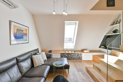 Žižkovo náměstí, Žižkov - Prague 3 | Rent, Apartment Two-bedroom (3+kk), 73 m²