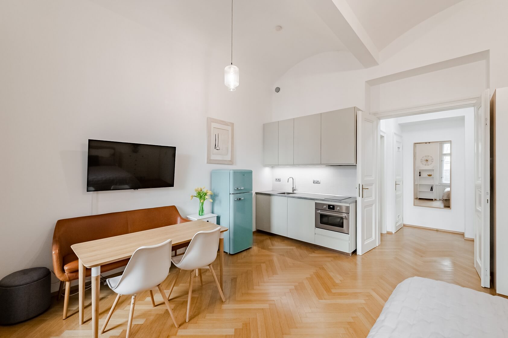 Všehrdova, Malá Strana - Praha 1 | Prodej, Byt 1+kk, 32 m²